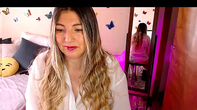 Jolie-Mature online show from 09/14/25, 09:03