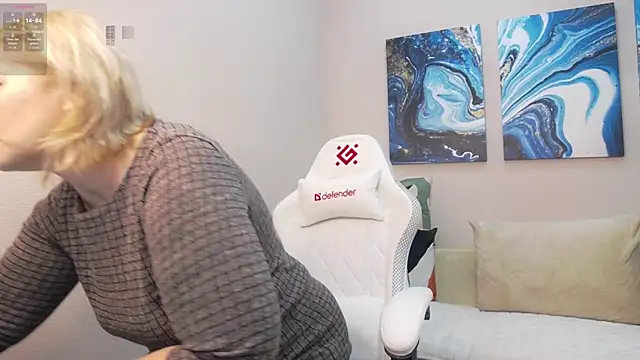 Lorabigass online show from 12/16/25, 08:30