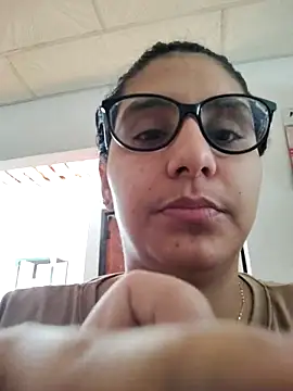 Snapshot of DanielleEvans_ chatting on 02/21/25, 02:06 DanielleEvans online show from 02/21/25, 02:06