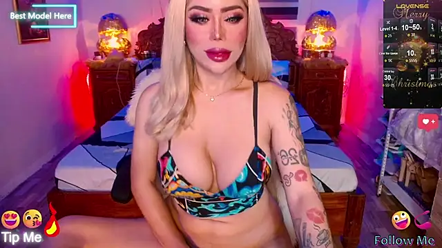 Magnificent Goddess online show from 12/16/25, 06:18