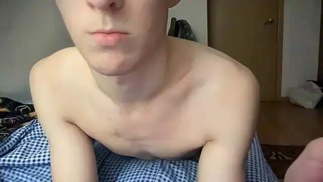 Snapshot of Lamonteik chatting on 10/25/25, 12:29 Lamonteik online show from 10/25/25, 12:29