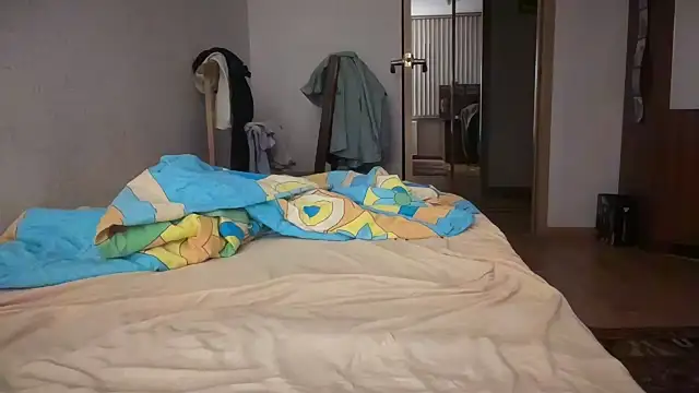 Snapshot of Lamonteik chatting on 11/10/25, 08:08 Lamonteik online show from 11/10/25, 08:08