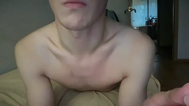 Snapshot of Lamonteik chatting on 11/26/25, 05:19 Lamonteik online show from 11/26/25, 05:19