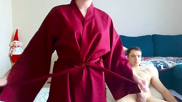 Snapshot of Love_plat1na chatting on 01/22/25, 11:12 Love plat1na online show from 01/22/25, 11:12