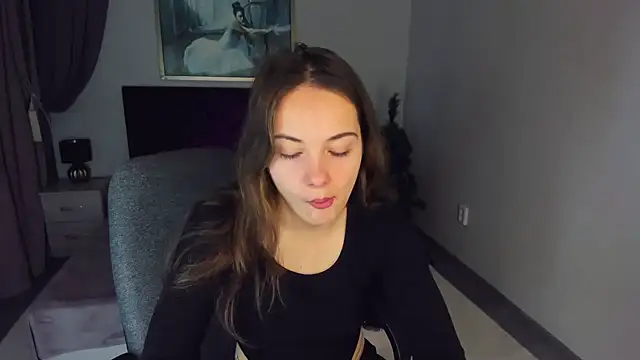 KristinaLoison online show from 01/20/25, 04:23