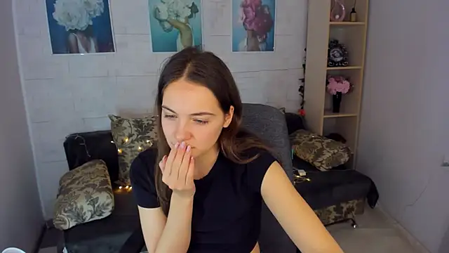 KristinaLoison online show from 01/27/25, 02:24