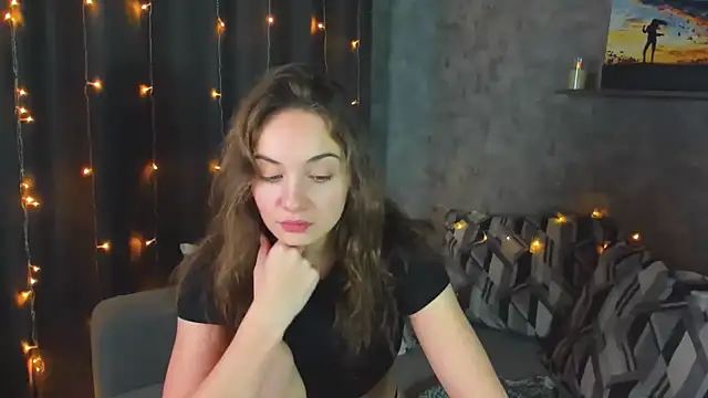 KristinaLoison online show from 02/01/25, 06:40