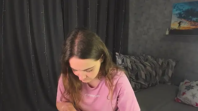 KristinaLoison online show from 03/18/25, 06:37