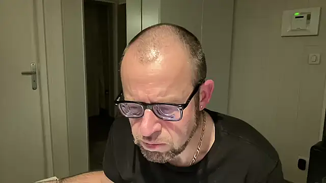 FABIOGLASSES online show from 01/15/26, 10:24