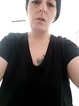 Snapshot of Mary_Hot_ chatting on 01/15/26, 08:52 Mary Hot online show from 01/15/26, 08:52