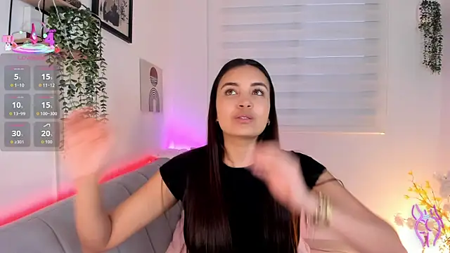 aisha es online show from 02/25/26, 11:03