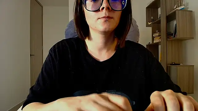 Arya starrk online show from 11/24/25, 02:39