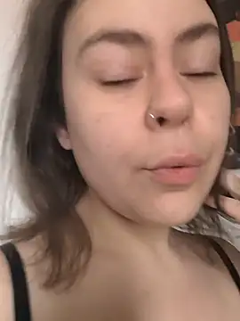 Snapshot of Stoned-baby69 chatting on 02/19/25, 11:49 Stoned-baby69 online show from 02/19/25, 11:49