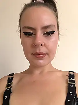 Snapshot of Stoned-baby69 chatting on 09/19/25, 02:51 Stoned-baby69 online show from 09/19/25, 02:51