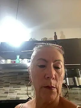 Snapshot of EvaRobinson chatting on 07/11/26, 07:27 EvaRobinson online show from 07/11/26, 07:27