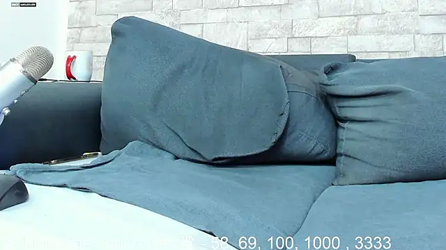 nefirtiti online show from 02/19/25, 12:46