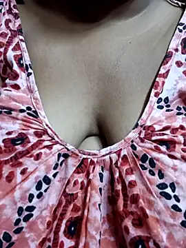 Snapshot of DEPALI09 chatting on 11/12/25, 07:13 DEPALI09 online show from 11/12/25, 07:13