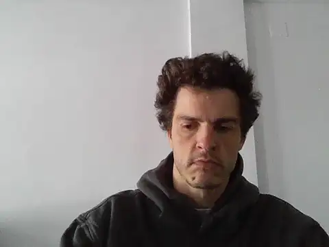HeteroOli online show from 05/17/26, 08:55
