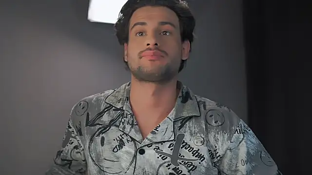 Keen   Luckystrike online show from 02/08/25, 08:42