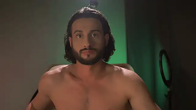 Keen   Luckystrike online show from 10/10/25, 05:12