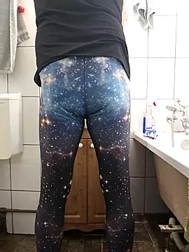 feathersify online show from 10/20/25, 08:15