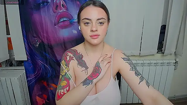 Lilia Moon online show from 03/26/26, 10:54