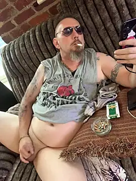 Snapshot of Littledick007007 chatting on 08/05/26, 11:57 Littledick007007 online show from 08/05/26, 11:57