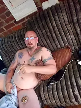 Snapshot of Littledick007007 chatting on 08/06/26, 12:01 Littledick007007 online show from 08/06/26, 12:01