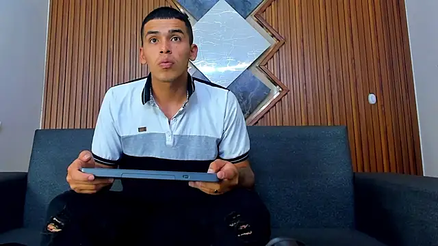 Snapshot of yeckodream chatting on 03/07/25, 04:13 yeckodream online show from 03/07/25, 04:13