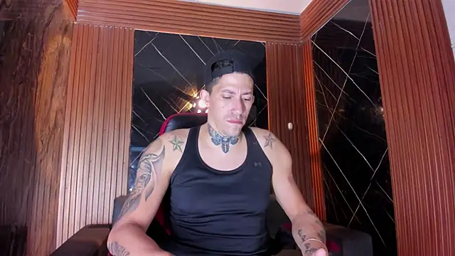 Snapshot of yeckodream chatting on 11/11/25, 04:23 yeckodream online show from 11/11/25, 04:23