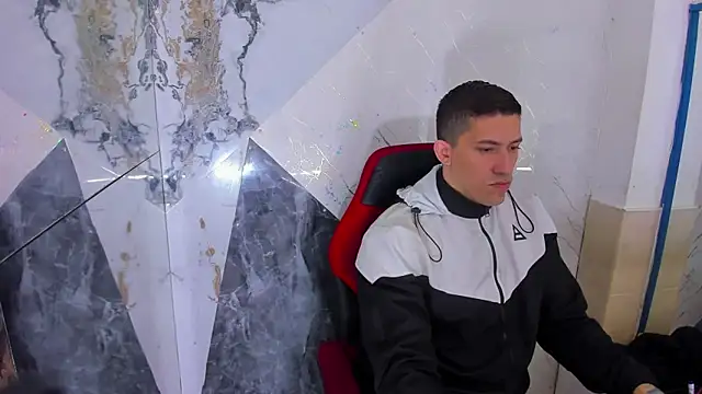 Snapshot of yeckodream chatting on 12/02/25, 04:40 yeckodream online show from 12/02/25, 04:40