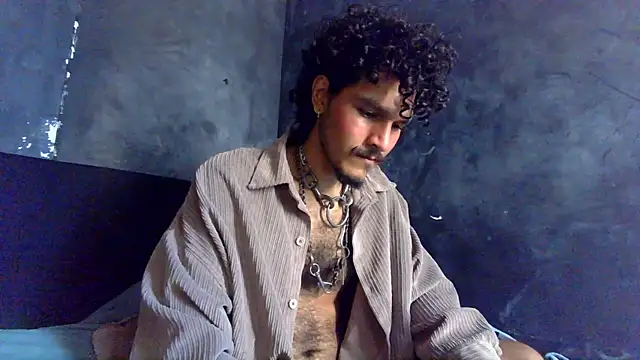 Snapshot of die_mond chatting on 04/20/26, 02:42 die mond online show from 04/20/26, 02:42