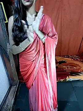 Snapshot of SHANAYA94 chatting on 12/02/24, 06:43 SHANAYA94 online show from 12/02/24, 06:43