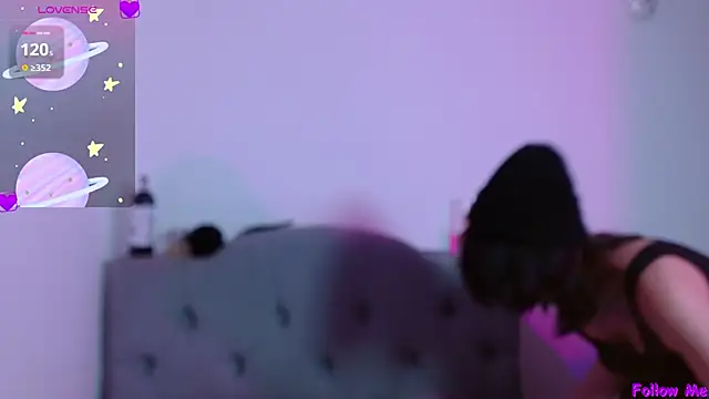 Red-moon1 online show from 01/25/25, 01:41