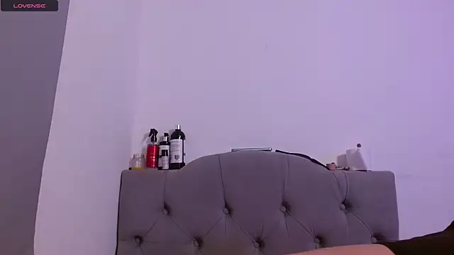 Red-moon1 online show from 02/18/25, 02:38