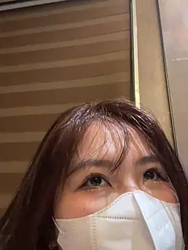 Onee-Chew online show from 04/17/26, 11:46