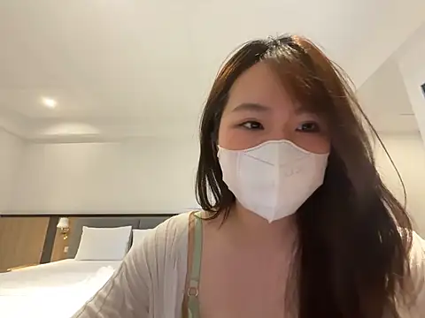 Snapshot of Onee-Chew chatting on 06/25/26, 02:33 Onee-Chew online show from 06/25/26, 02:33