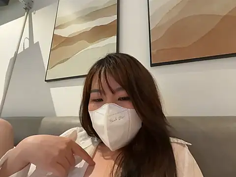 Snapshot of Onee-Chew chatting on 07/28/26, 04:39 Onee-Chew online show from 07/28/26, 04:39