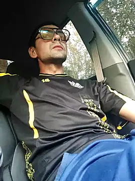 Snapshot of Eln1no69 chatting on 09/16/25, 03:46 Eln1no69 online show from 09/16/25, 03:46