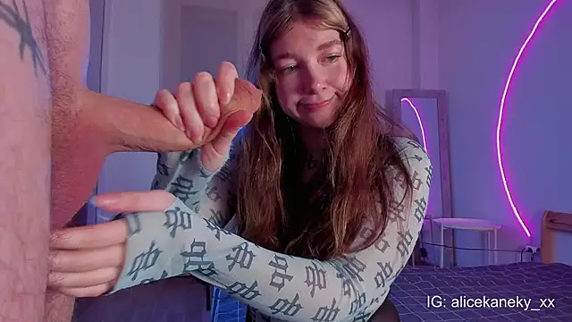 alicekaneky online show from 02/08/26, 12:14