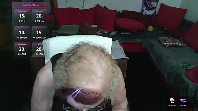 HeisseomaOriginal online show from 11/06/25, 08:26