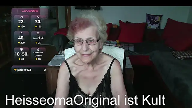 Snapshot of HeisseomaOriginal chatting on 06/04/26, 07:14 HeisseomaOriginal online show from 06/04/26, 07:14
