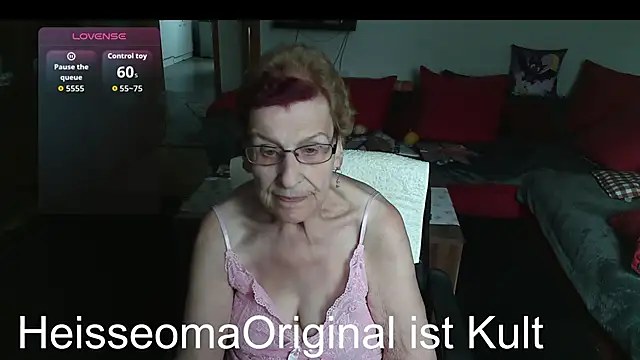 HeisseomaOriginal online show from 06/16/26, 07:11