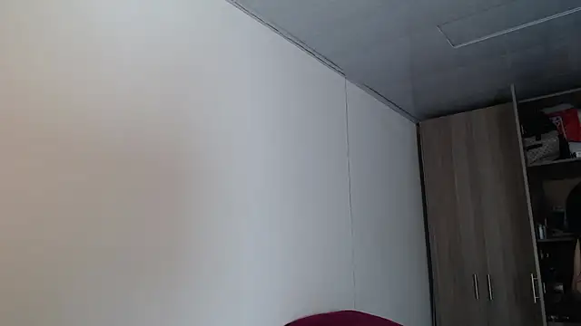 Selene93 online show from 10/04/25, 07:56