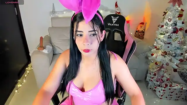 eval lee18 online show from 12/19/25, 04:08