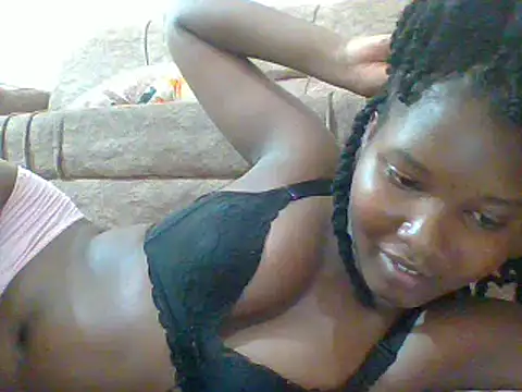 Snapshot of sexyjanett chatting on 02/11/25, 06:44 sexyjanett online show from 02/11/25, 06:44