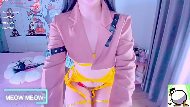 Snapshot of _BABBE_Hii chatting on 11/11/25, 04:07 BABBE Hii online show from 11/11/25, 04:07