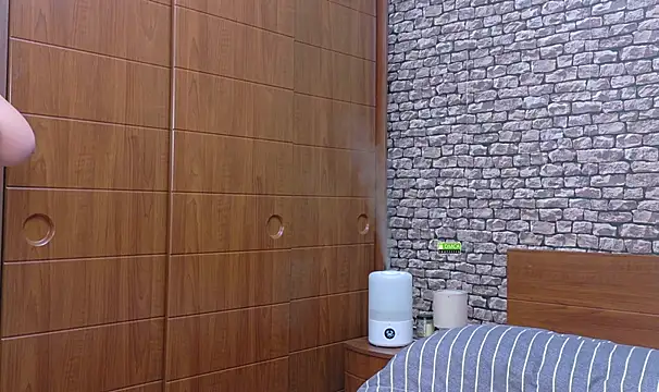 CuteBlondeMe online show from 10/30/25, 03:46