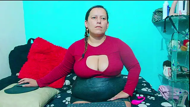 Diana Lozano online show from 11/27/25, 05:09