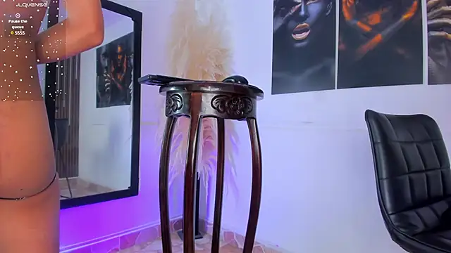 Sophia Cameron online show from 03/02/25, 09:53